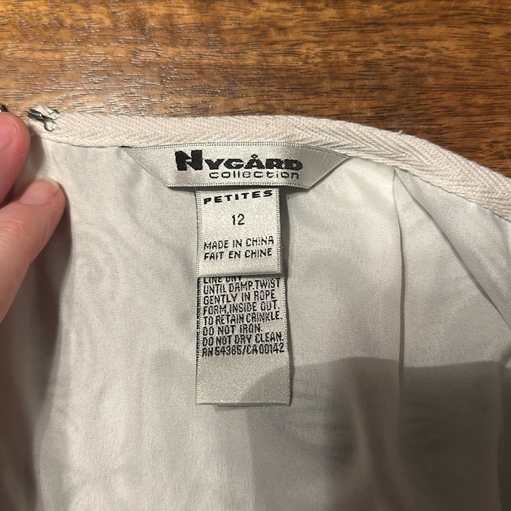 Nygard petites size 12 P patterned skirt NWTs - Picture 8 of 9